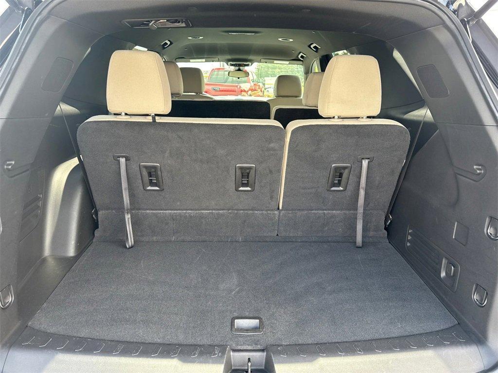 used 2023 Chevrolet Traverse car, priced at $27,546