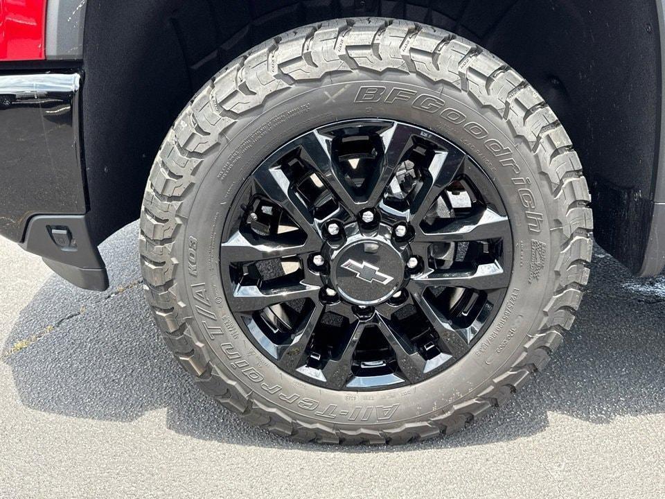used 2025 Chevrolet Silverado 2500 car, priced at $74,996