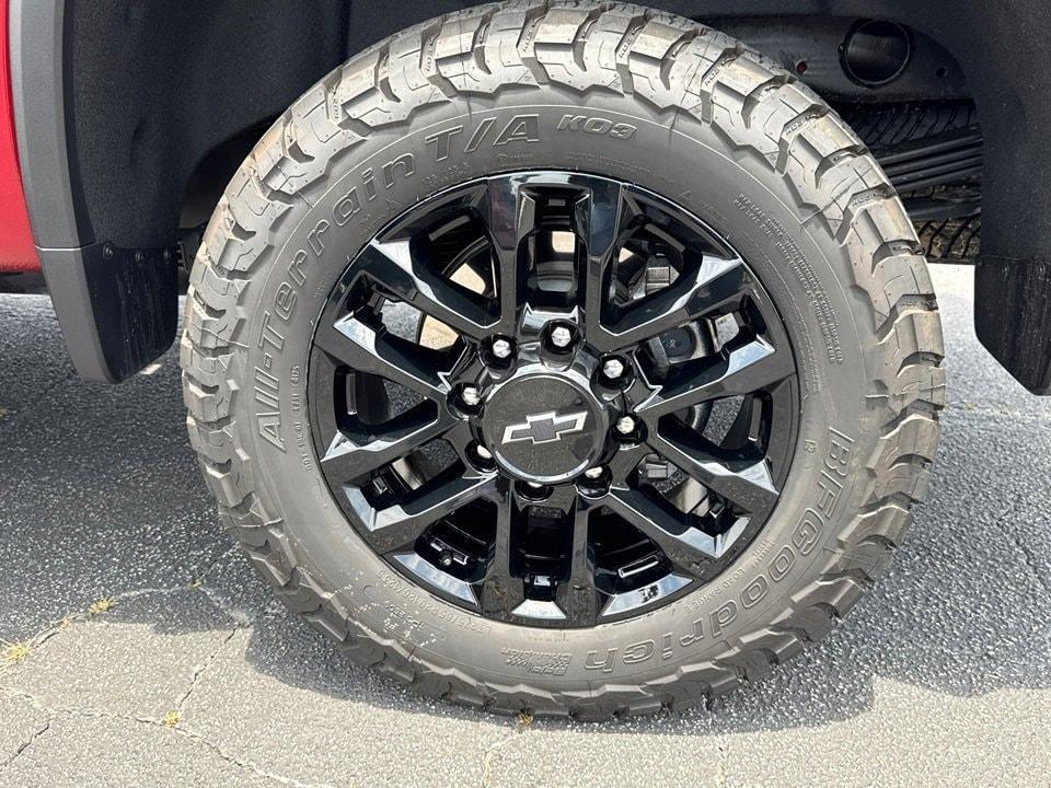 used 2025 Chevrolet Silverado 2500 car, priced at $74,996