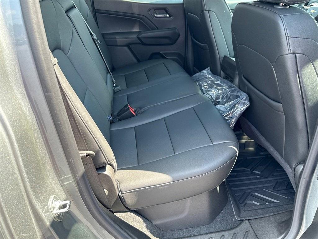 new 2025 Chevrolet Colorado car, priced at $38,079