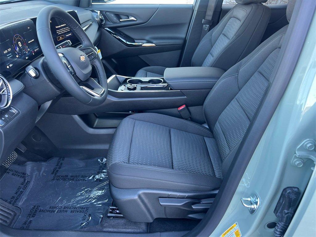 new 2026 Chevrolet Equinox car, priced at $24,495