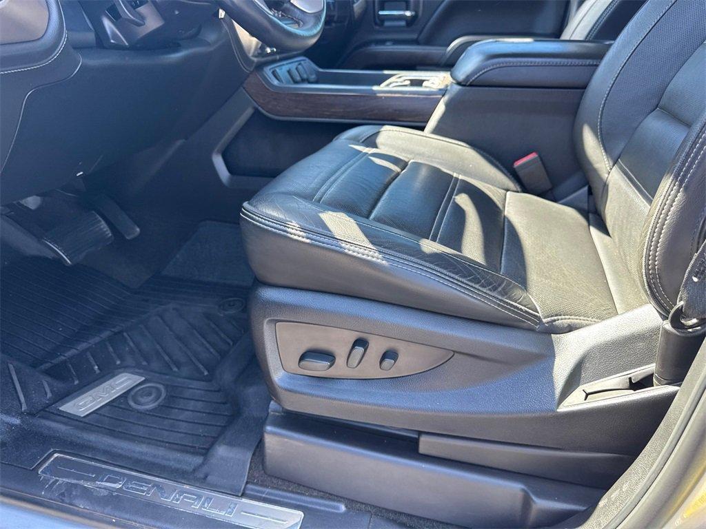 used 2018 GMC Sierra 1500 car, priced at $33,412