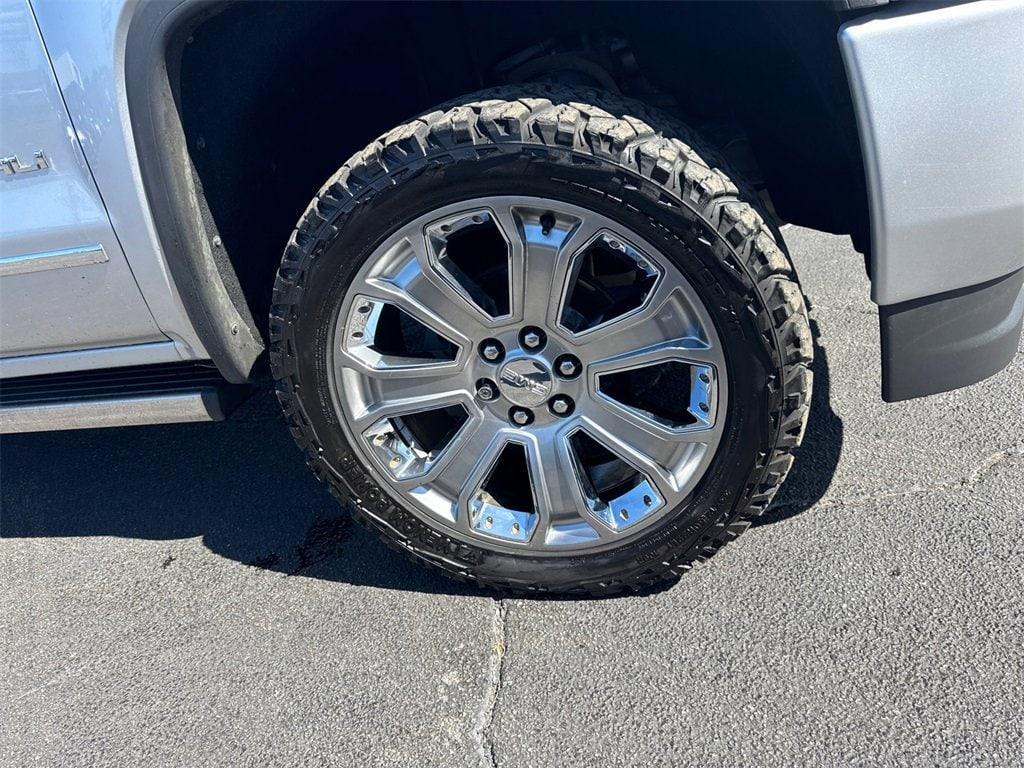 used 2018 GMC Sierra 1500 car, priced at $33,412