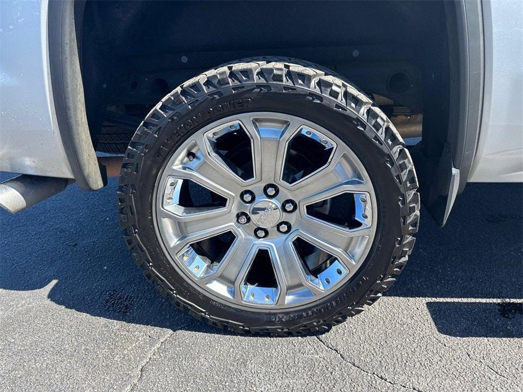 used 2018 GMC Sierra 1500 car, priced at $33,412
