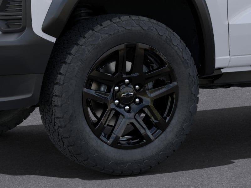 new 2025 Chevrolet Colorado car, priced at $39,820