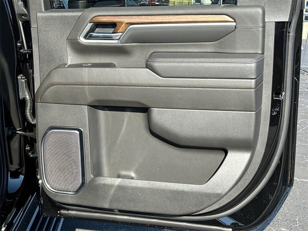 used 2025 Chevrolet Silverado 2500 car, priced at $79,854