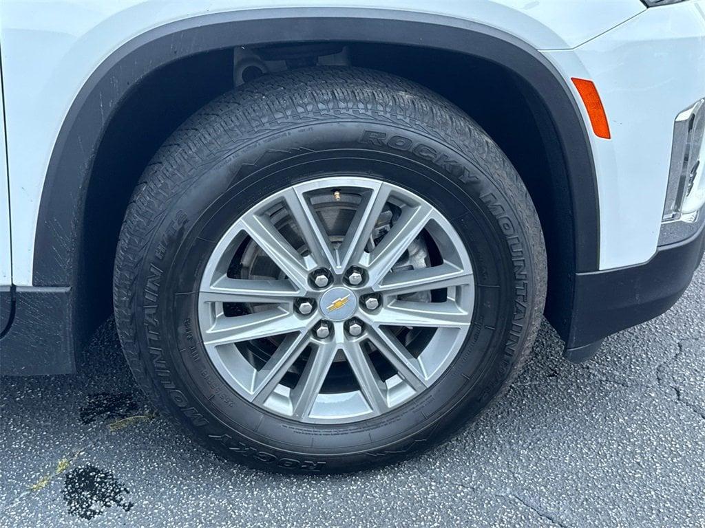 used 2023 Chevrolet Traverse car, priced at $23,987