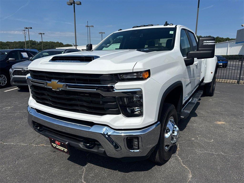 used 2024 Chevrolet Silverado 3500 car, priced at $57,984