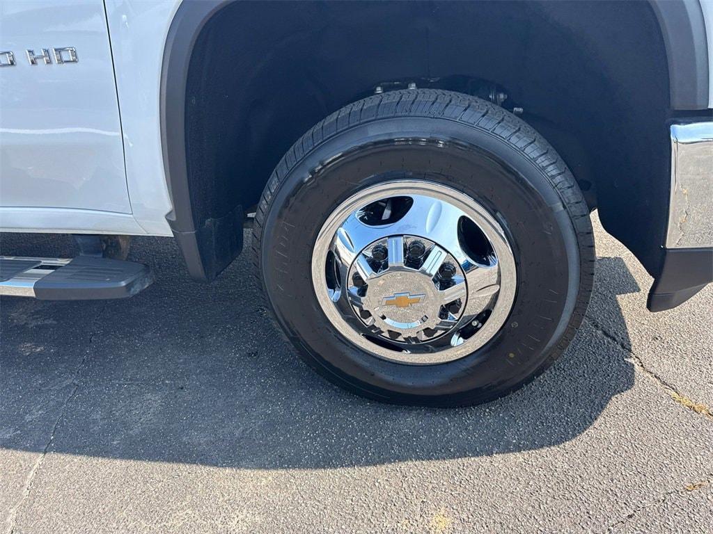 used 2024 Chevrolet Silverado 3500 car, priced at $57,984