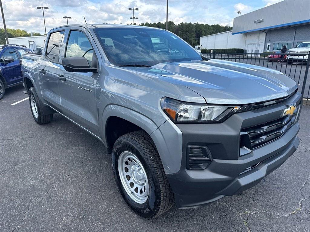 used 2024 Chevrolet Colorado car, priced at $29,986