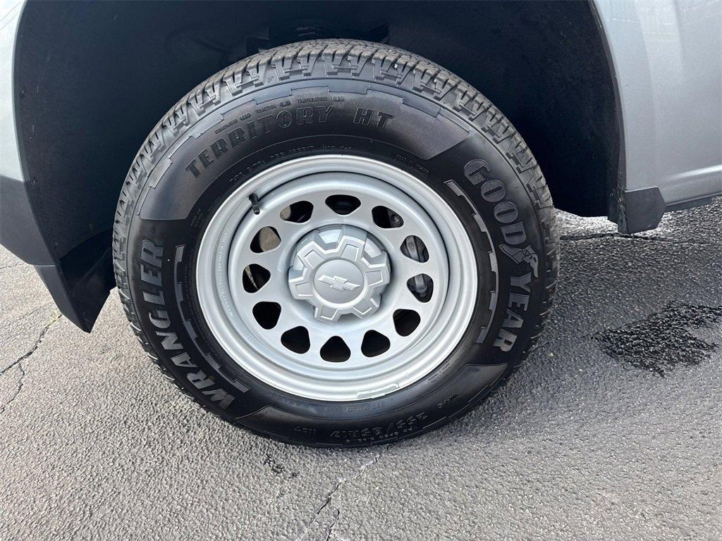 used 2024 Chevrolet Colorado car, priced at $29,986