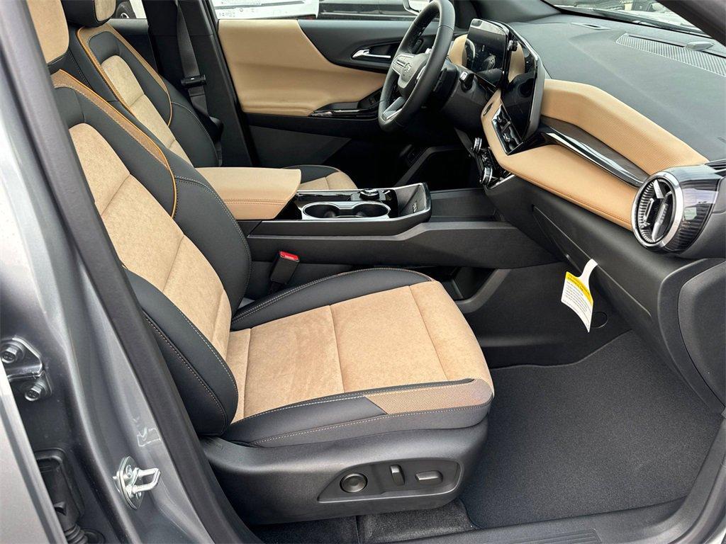 new 2025 Chevrolet Equinox car, priced at $33,722