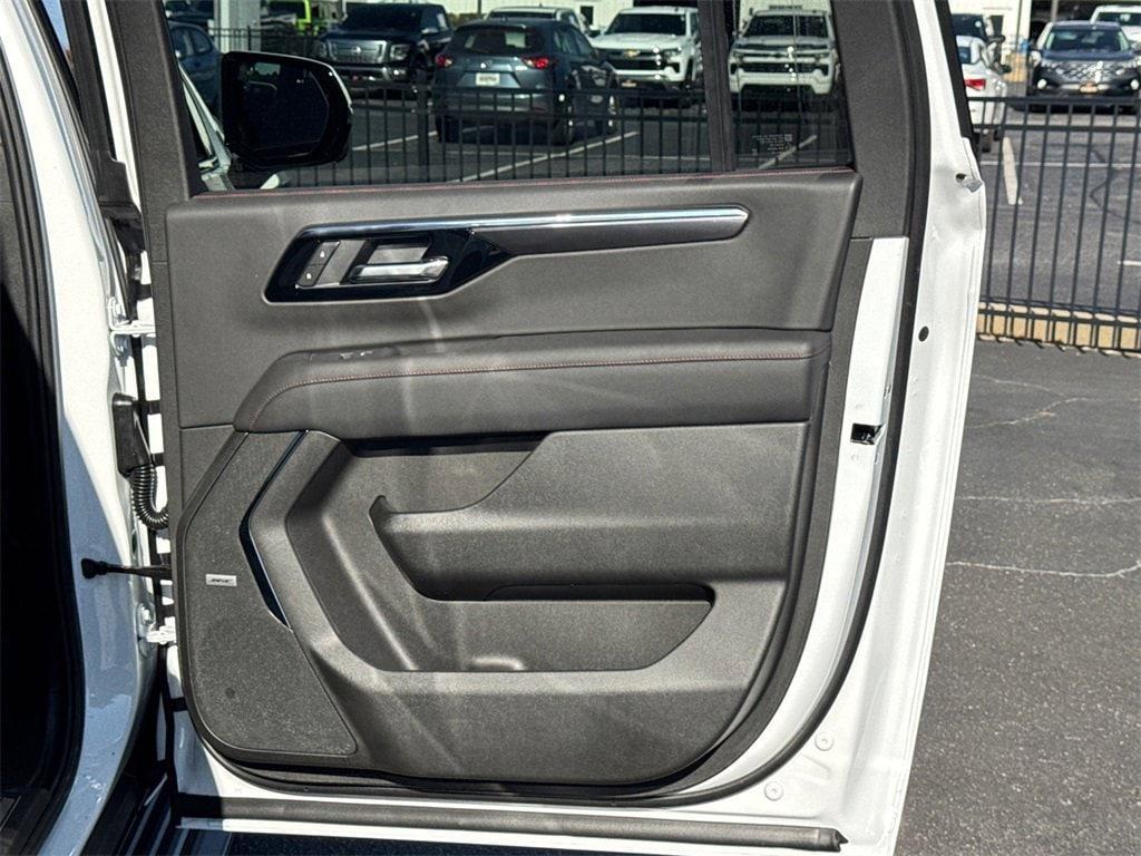 new 2026 Chevrolet Suburban car, priced at $77,220