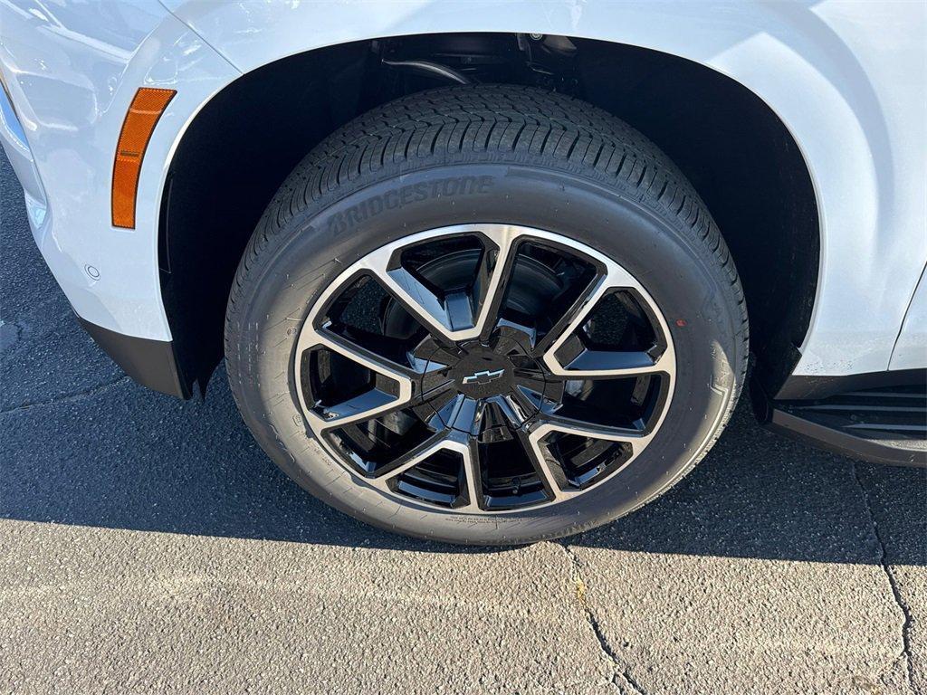 new 2026 Chevrolet Suburban car, priced at $77,220