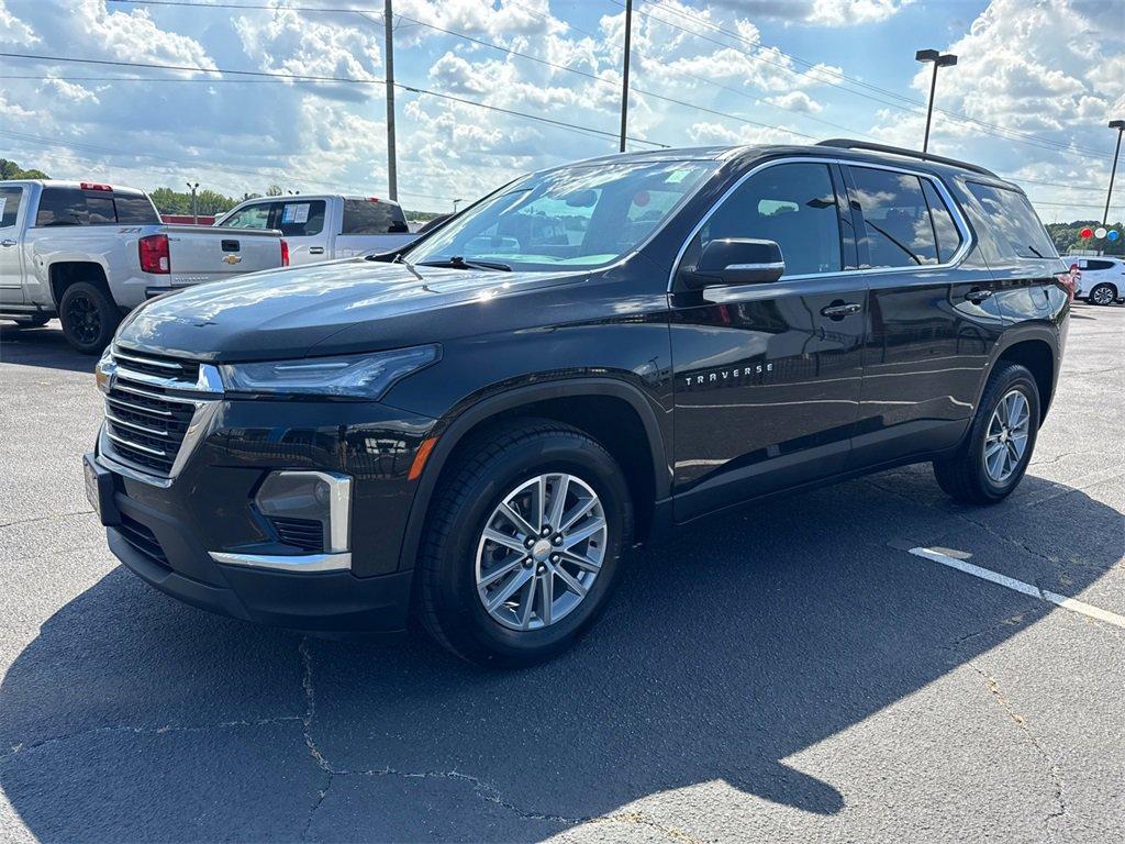 used 2022 Chevrolet Traverse car, priced at $19,274