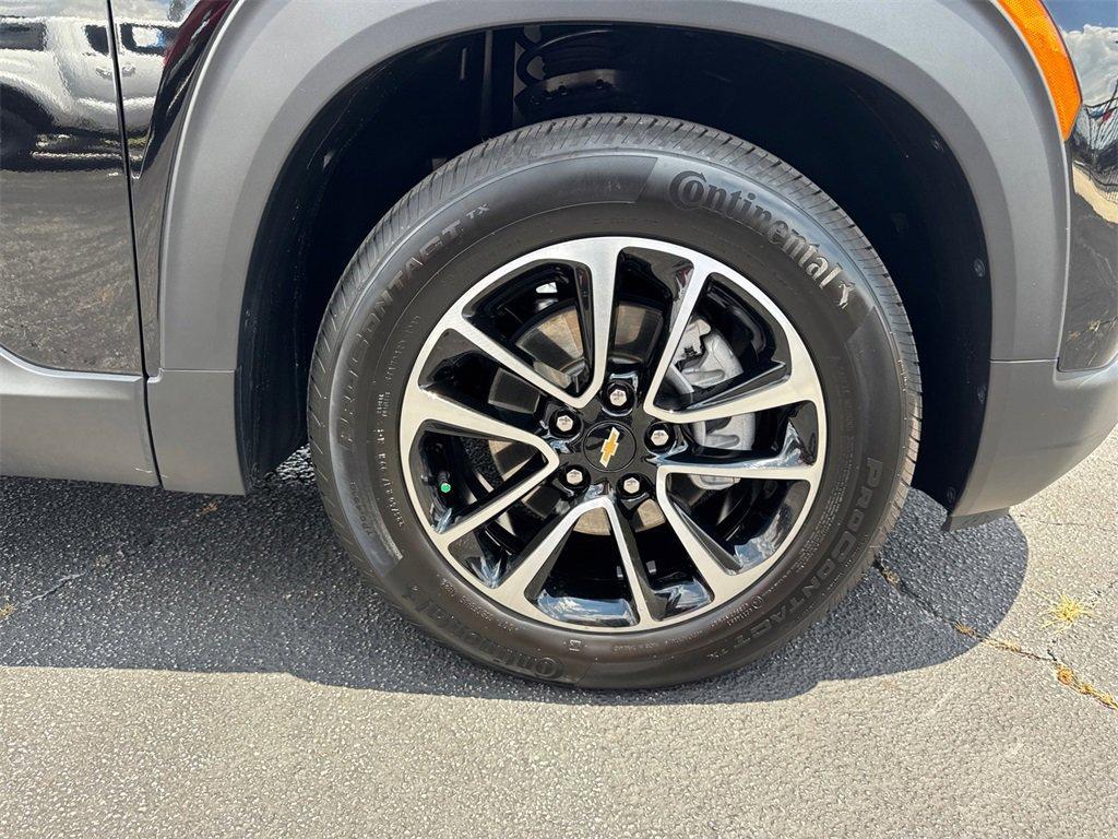 used 2025 Chevrolet TrailBlazer car, priced at $24,996