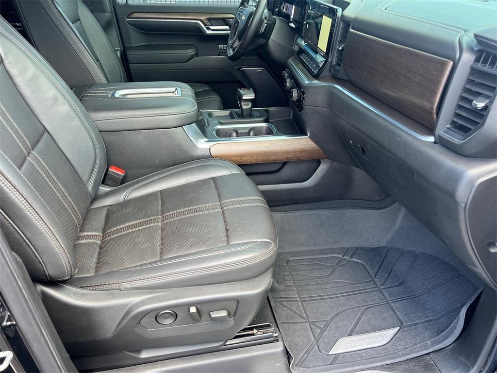 used 2022 Chevrolet Silverado 1500 car, priced at $46,642