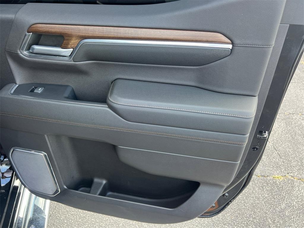 used 2022 Chevrolet Silverado 1500 car, priced at $46,642