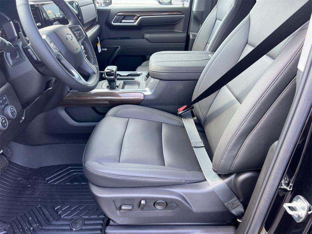 new 2025 Chevrolet Silverado 1500 car, priced at $55,250