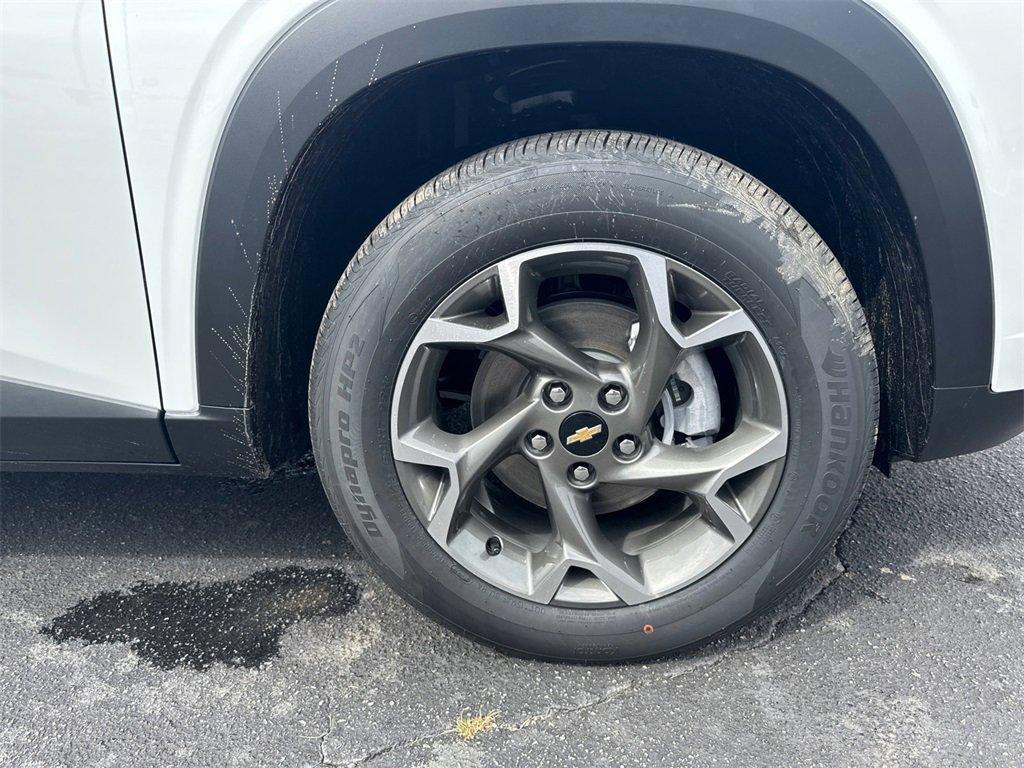 new 2026 Chevrolet Trax car, priced at $25,492