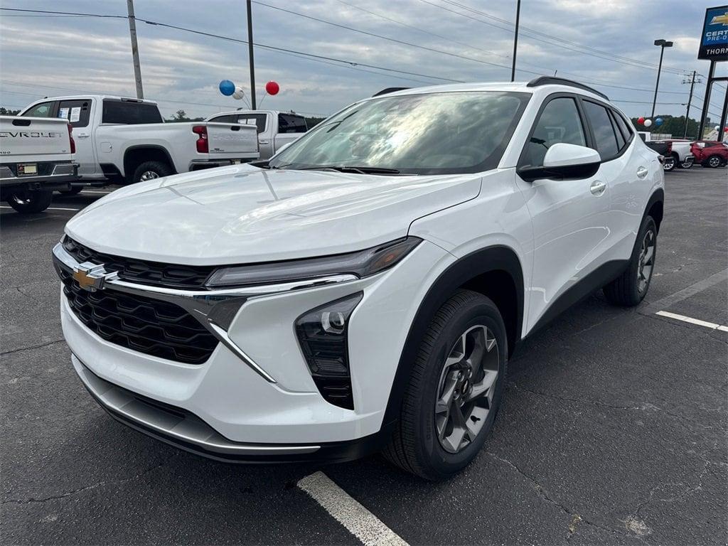 new 2026 Chevrolet Trax car, priced at $25,492