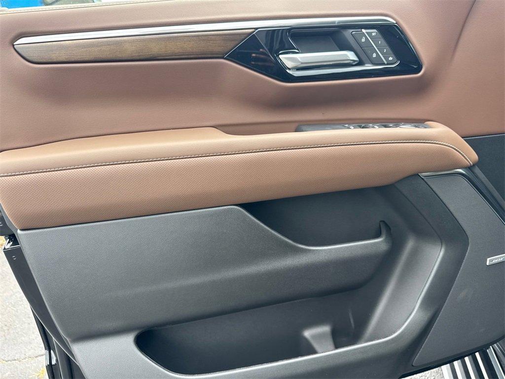 new 2026 Chevrolet Suburban car, priced at $94,569
