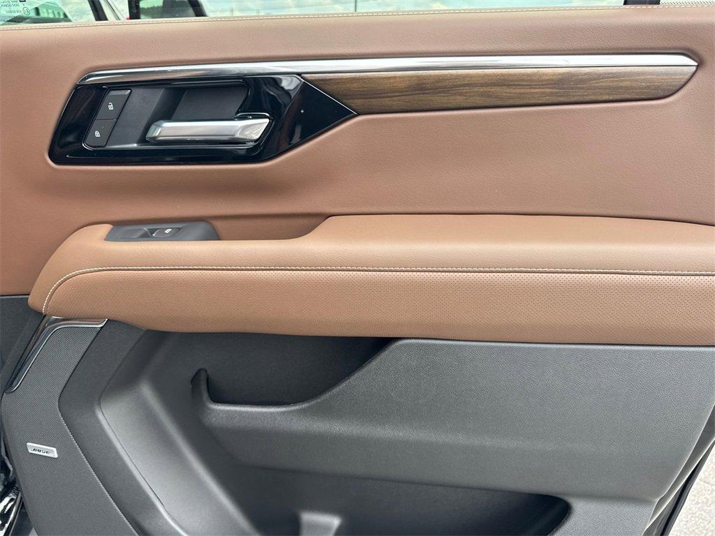 new 2026 Chevrolet Suburban car, priced at $94,569