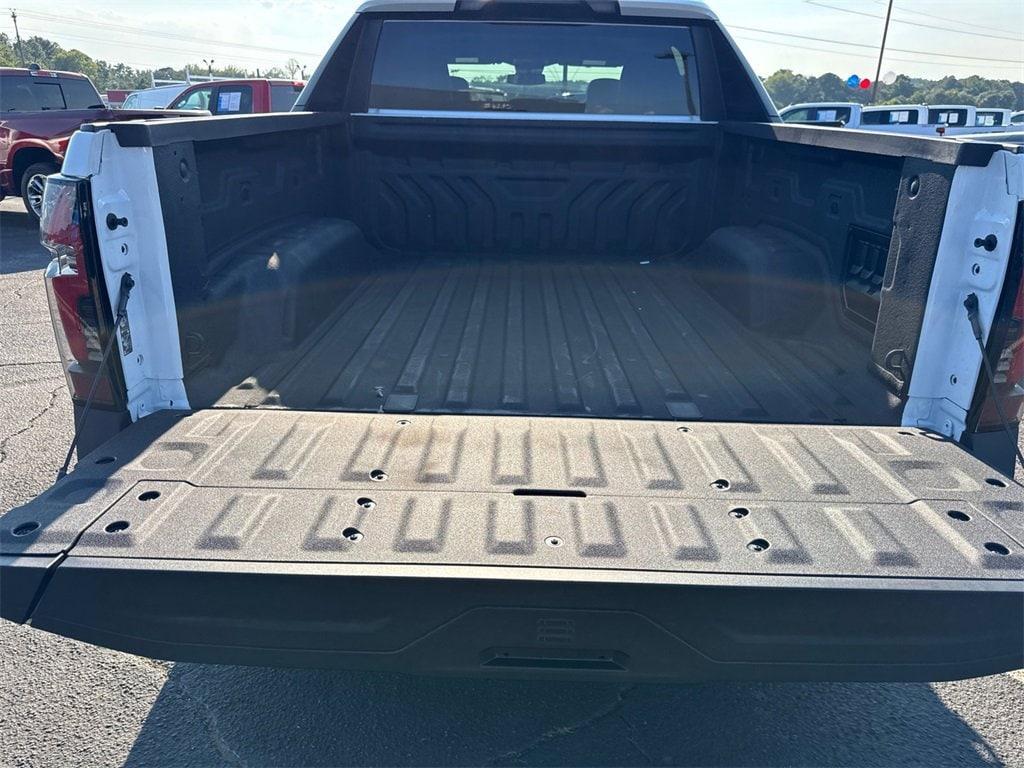 new 2025 Chevrolet Silverado EV car, priced at $70,435