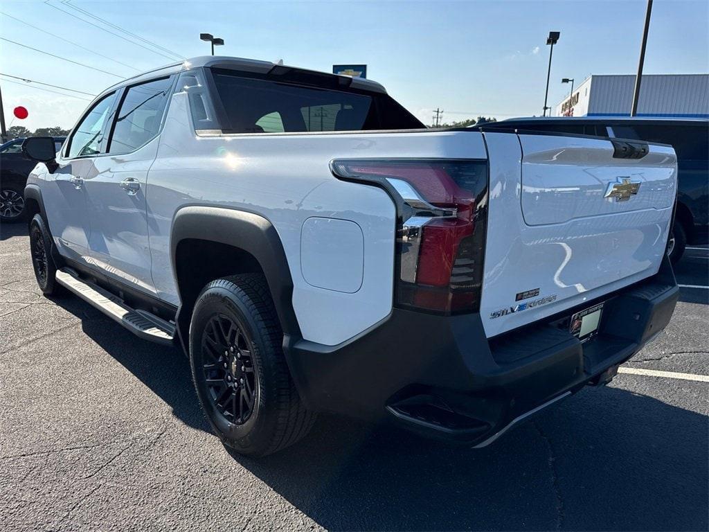 new 2025 Chevrolet Silverado EV car, priced at $70,435