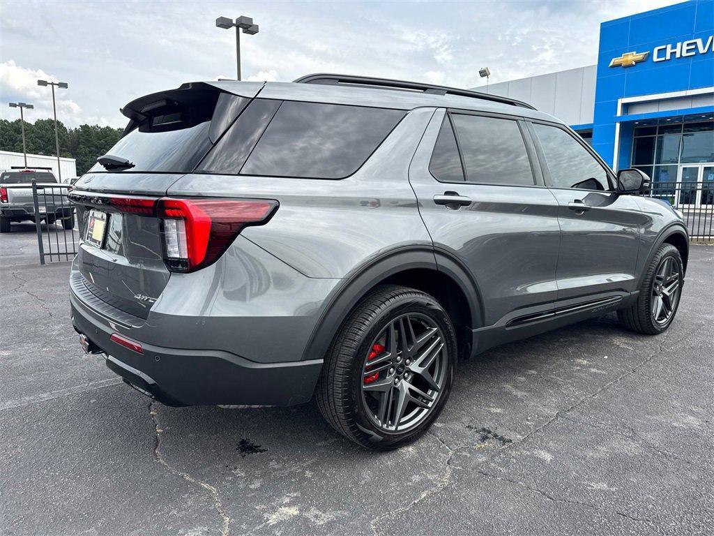 used 2025 Ford Explorer car, priced at $44,554