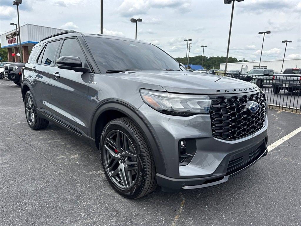 used 2025 Ford Explorer car, priced at $44,554