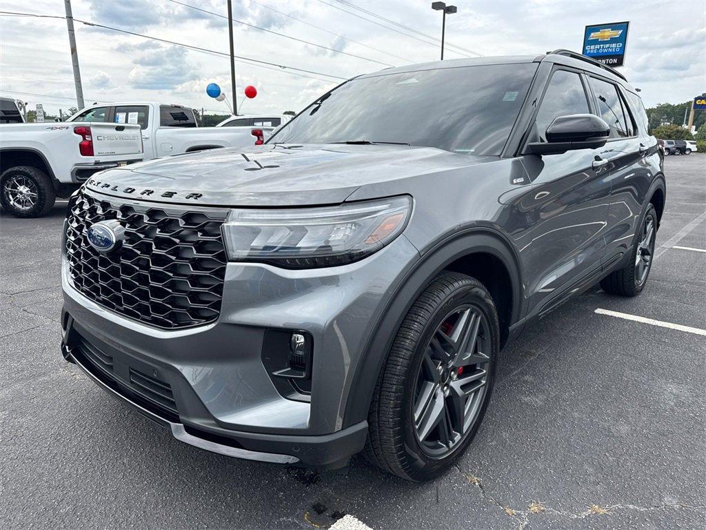 used 2025 Ford Explorer car, priced at $44,554