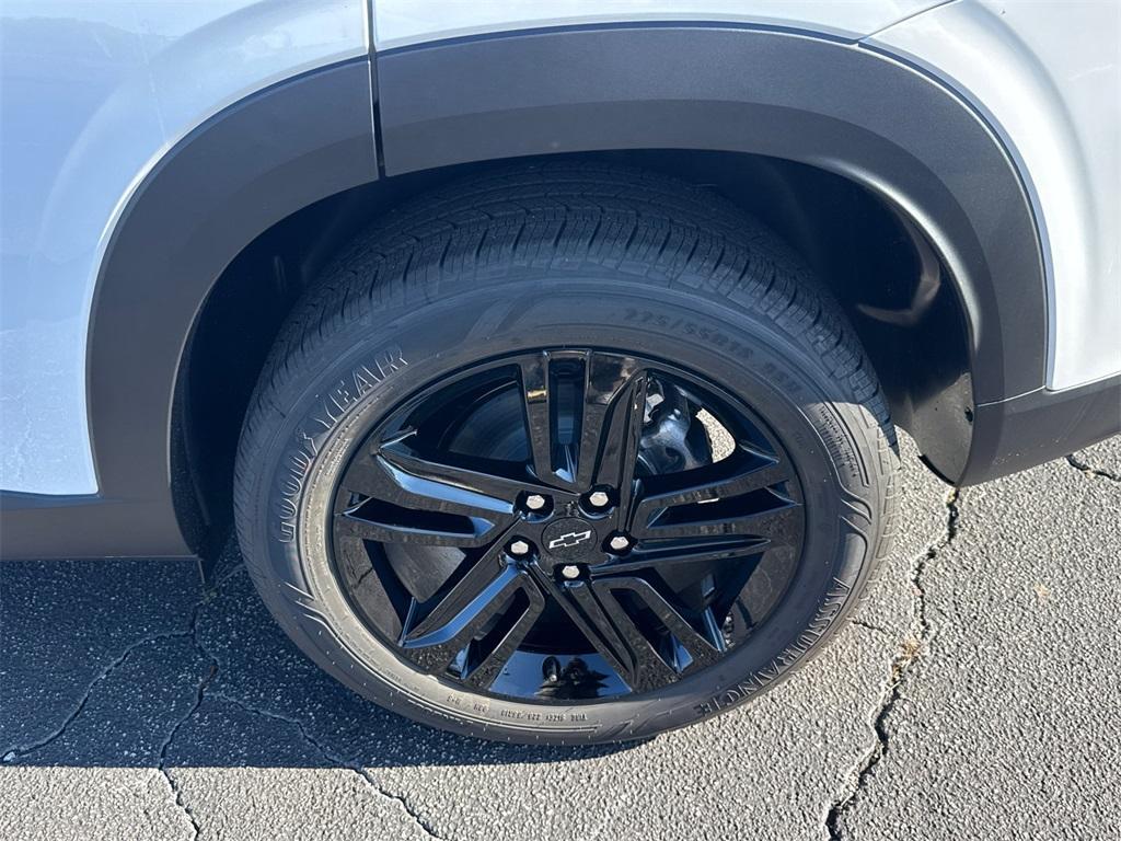 new 2026 Chevrolet Trax car, priced at $27,885