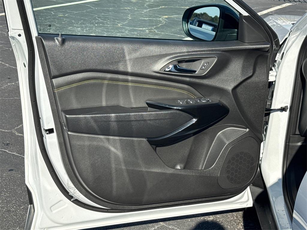 new 2026 Chevrolet Trax car, priced at $27,885