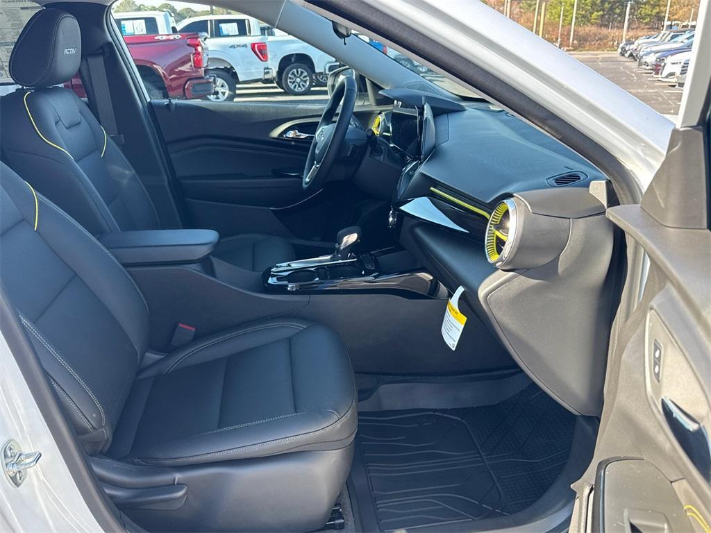 new 2026 Chevrolet Trax car, priced at $27,885