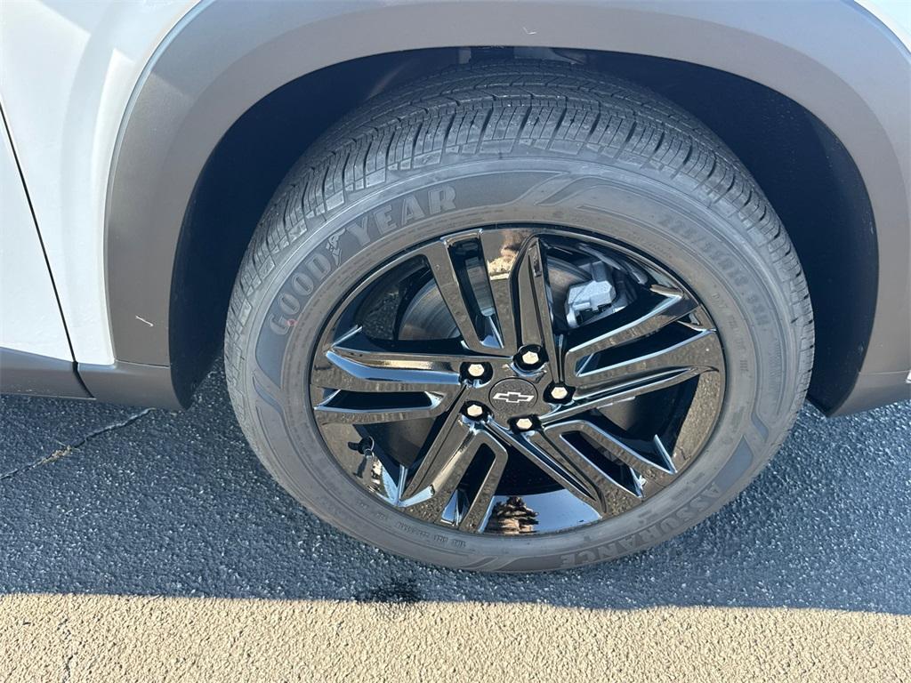 new 2026 Chevrolet Trax car, priced at $27,885