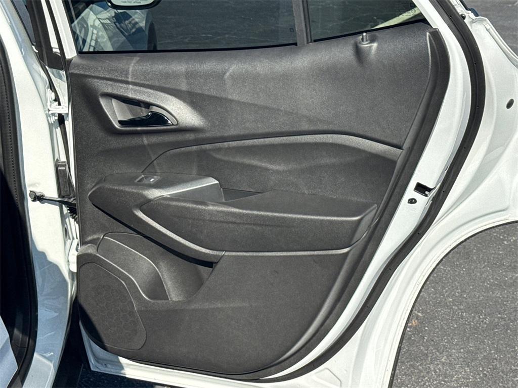 new 2026 Chevrolet Trax car, priced at $27,885