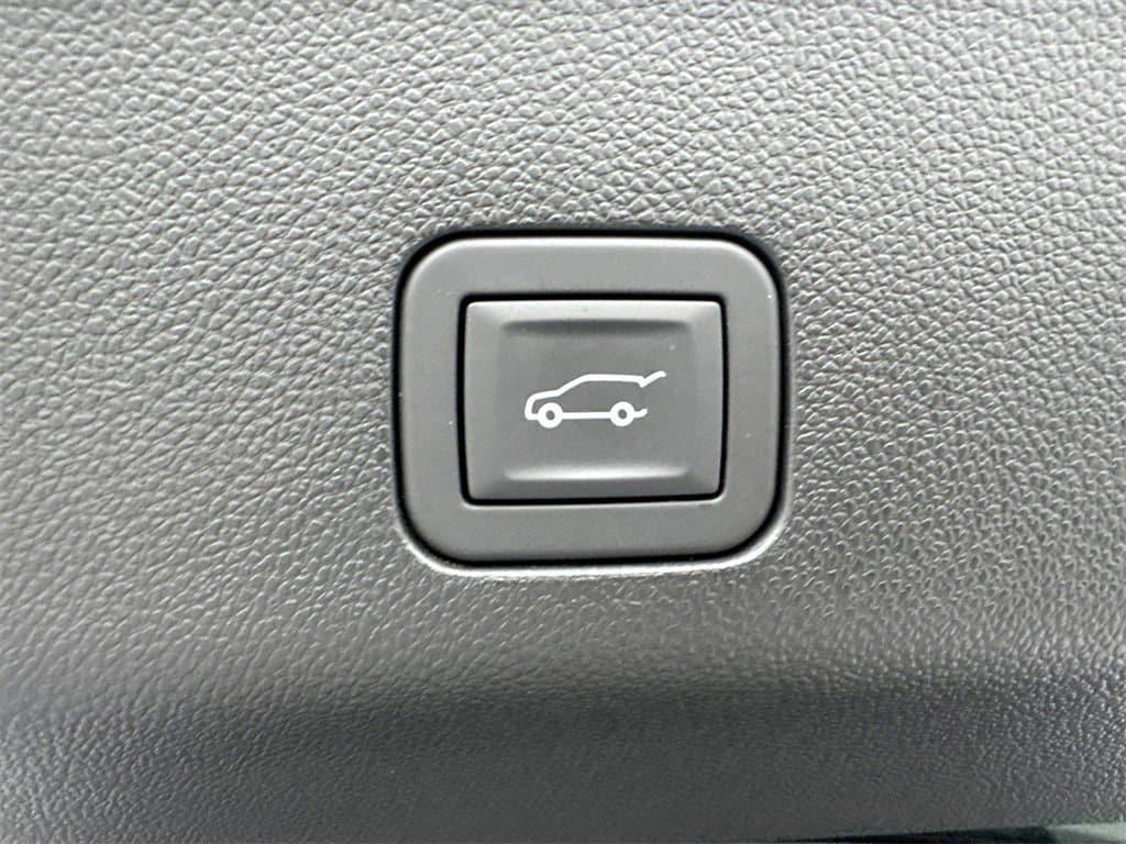 new 2025 Chevrolet Suburban car, priced at $79,120