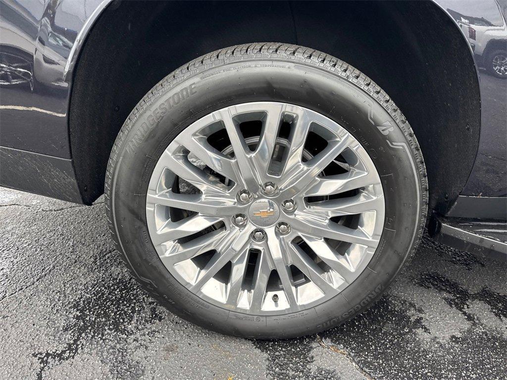 new 2025 Chevrolet Suburban car, priced at $79,120