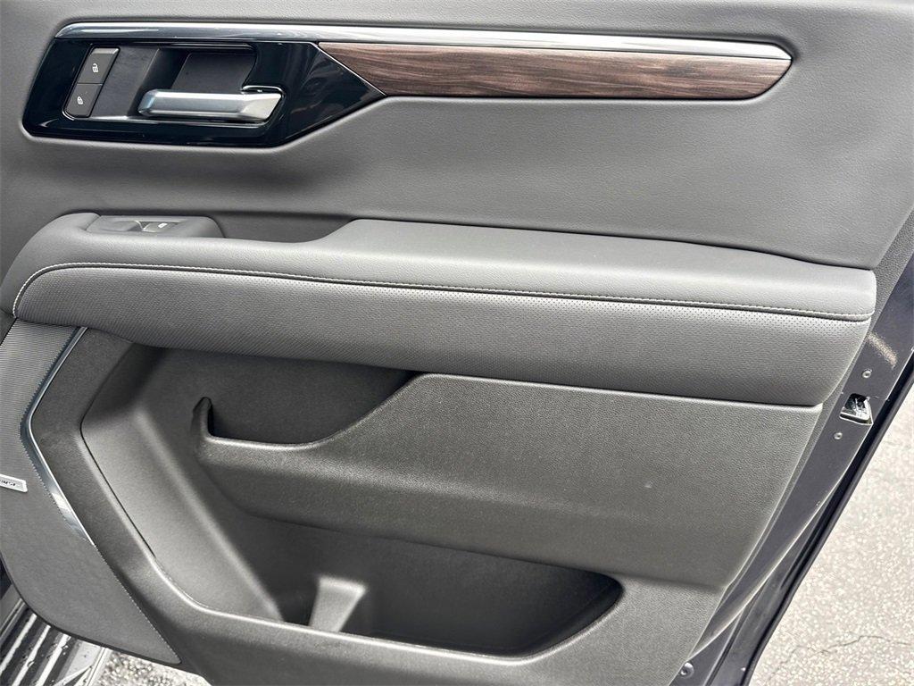 new 2025 Chevrolet Suburban car, priced at $79,120