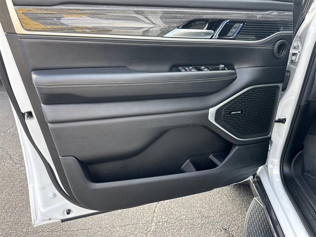 used 2022 Jeep Wagoneer car, priced at $43,997