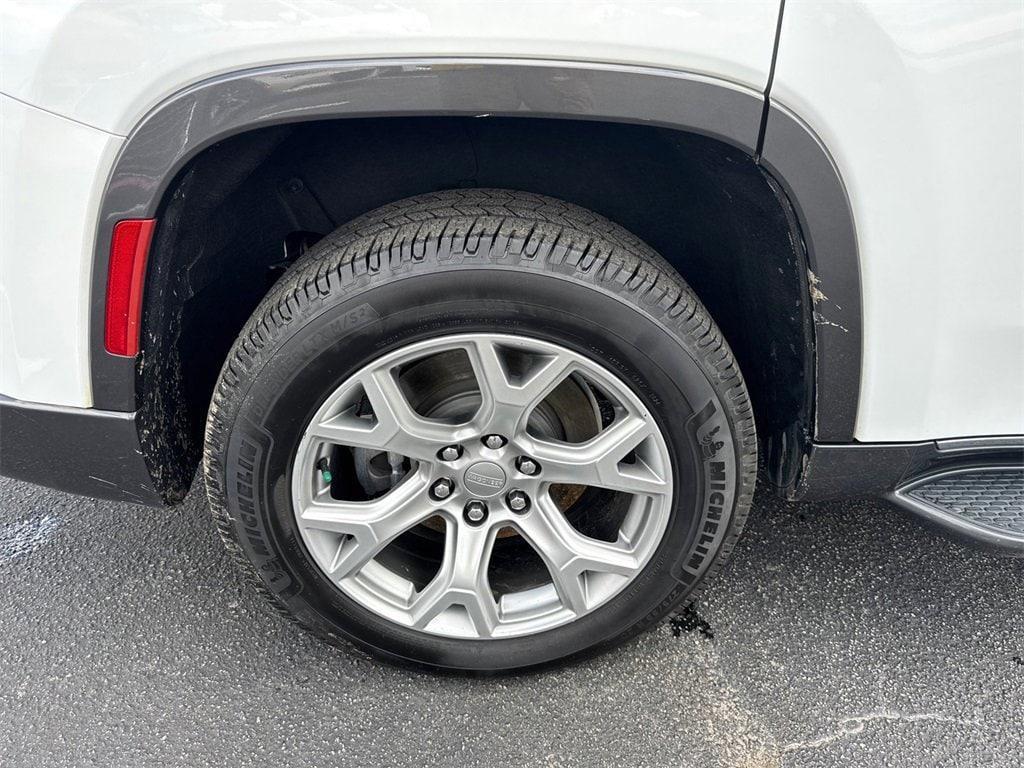 used 2022 Jeep Wagoneer car, priced at $43,997