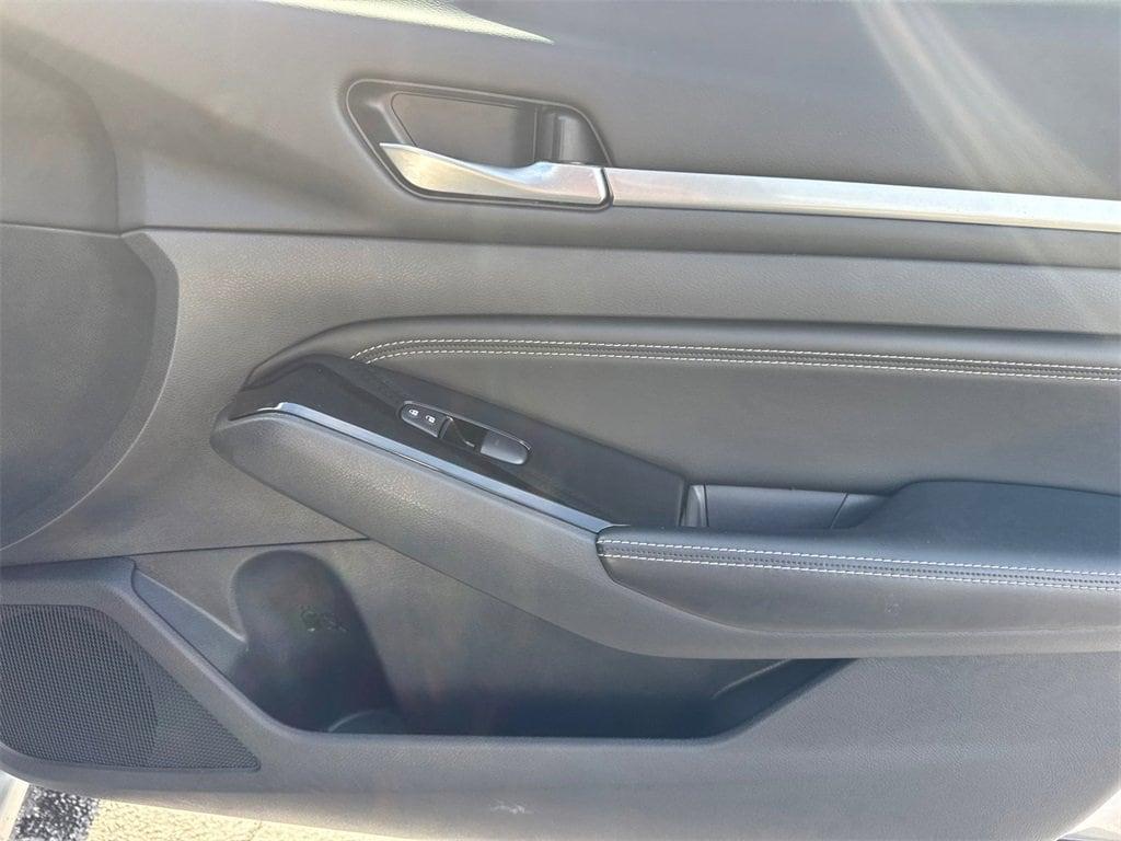 used 2023 Nissan Altima car, priced at $20,554