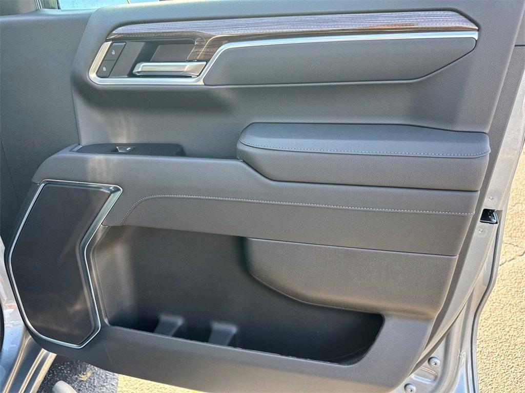 new 2026 Chevrolet Silverado 1500 car, priced at $42,255
