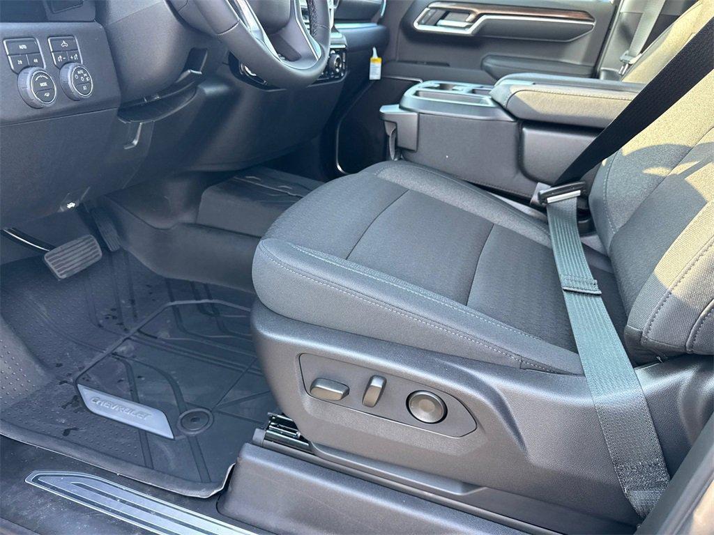 new 2026 Chevrolet Silverado 1500 car, priced at $42,255