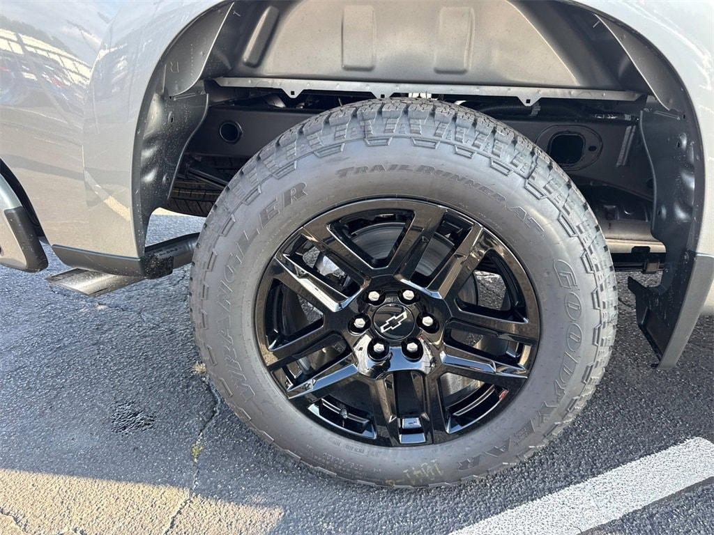 new 2026 Chevrolet Silverado 1500 car, priced at $42,255