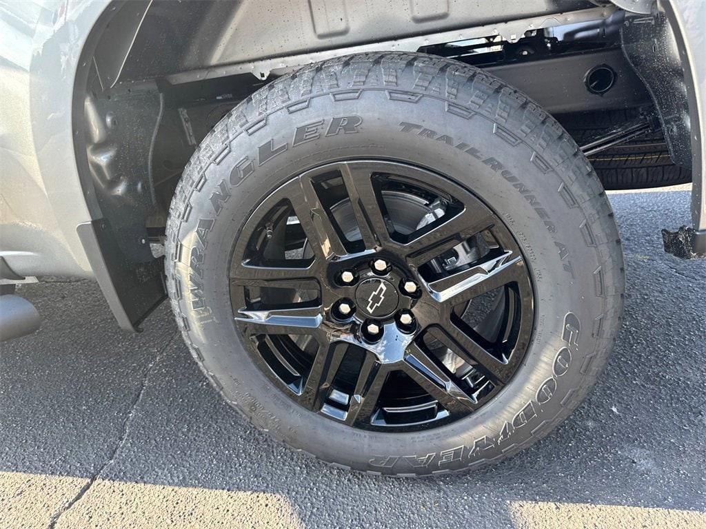 new 2026 Chevrolet Silverado 1500 car, priced at $42,255
