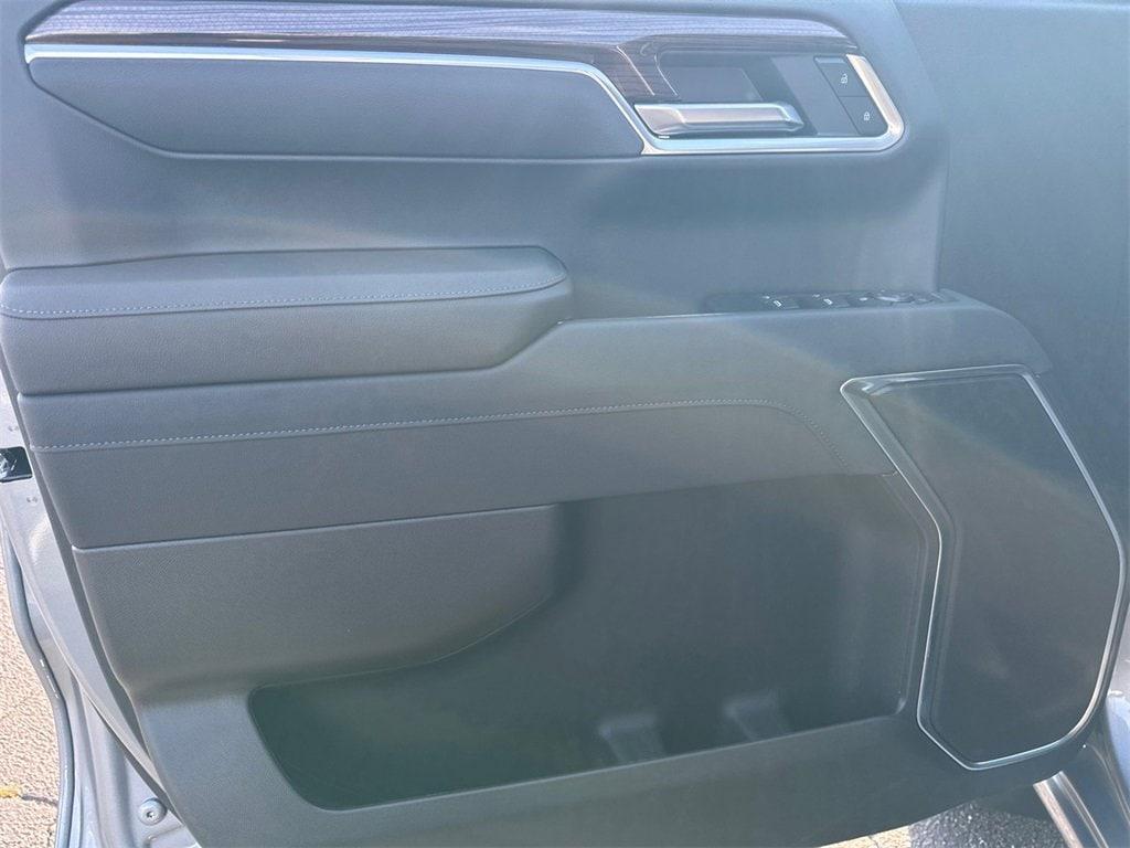 new 2026 Chevrolet Silverado 1500 car, priced at $42,255