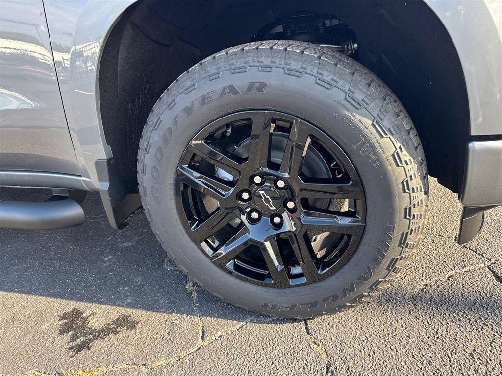 new 2026 Chevrolet Silverado 1500 car, priced at $42,255