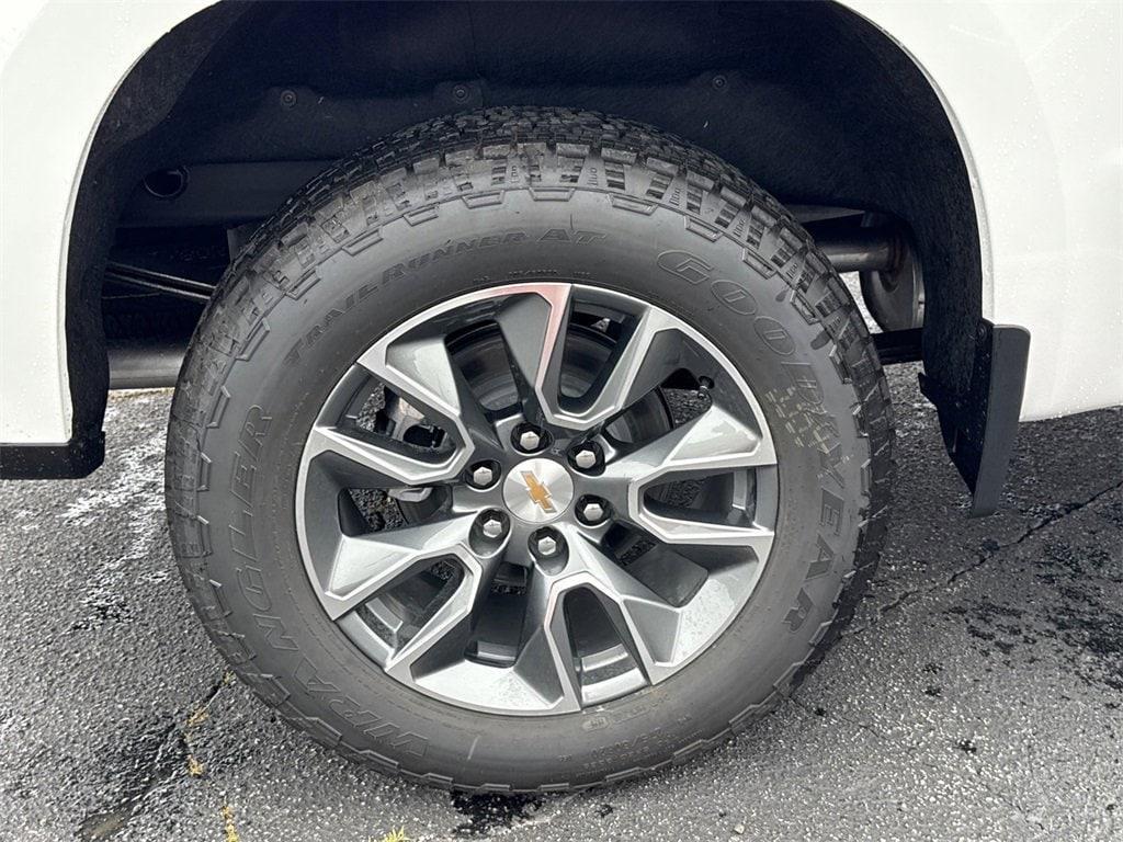new 2025 Chevrolet Silverado 1500 car, priced at $47,885